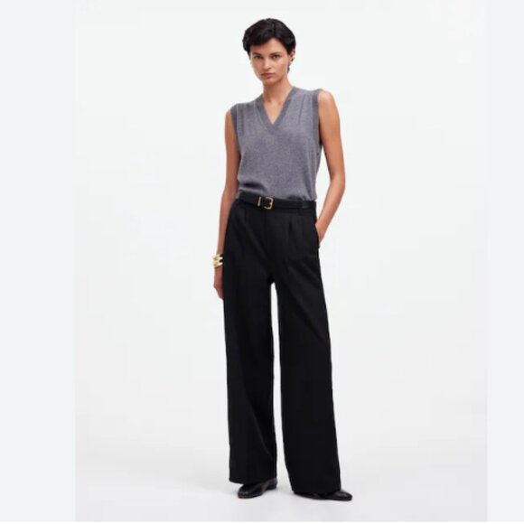 The Petite Harlow Wide-Leg Pant in Drapey Twill - Picture 1 of 3